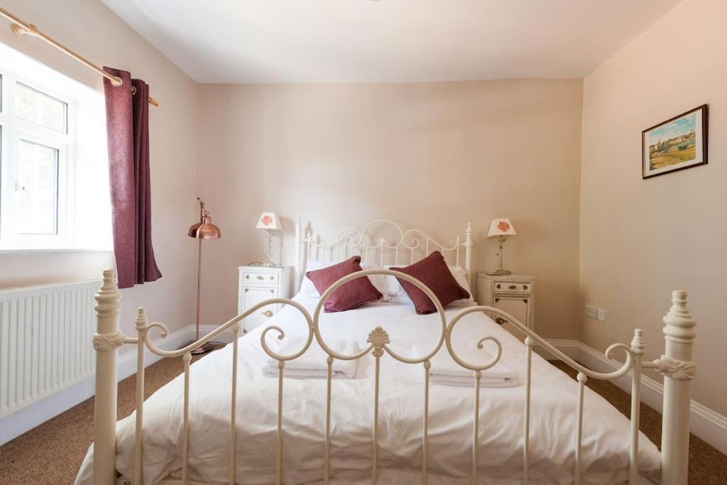 Firs Sleeps 15 Stunning Country House With Hot Tub Sudbourne エクステリア 写真