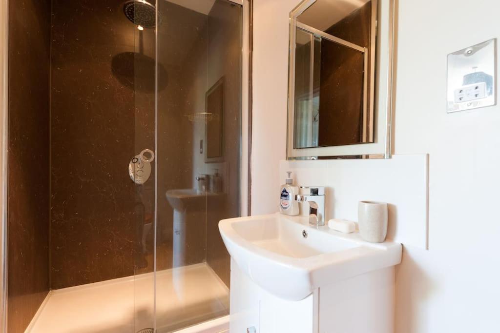 Firs Sleeps 15 Stunning Country House With Hot Tub Sudbourne エクステリア 写真