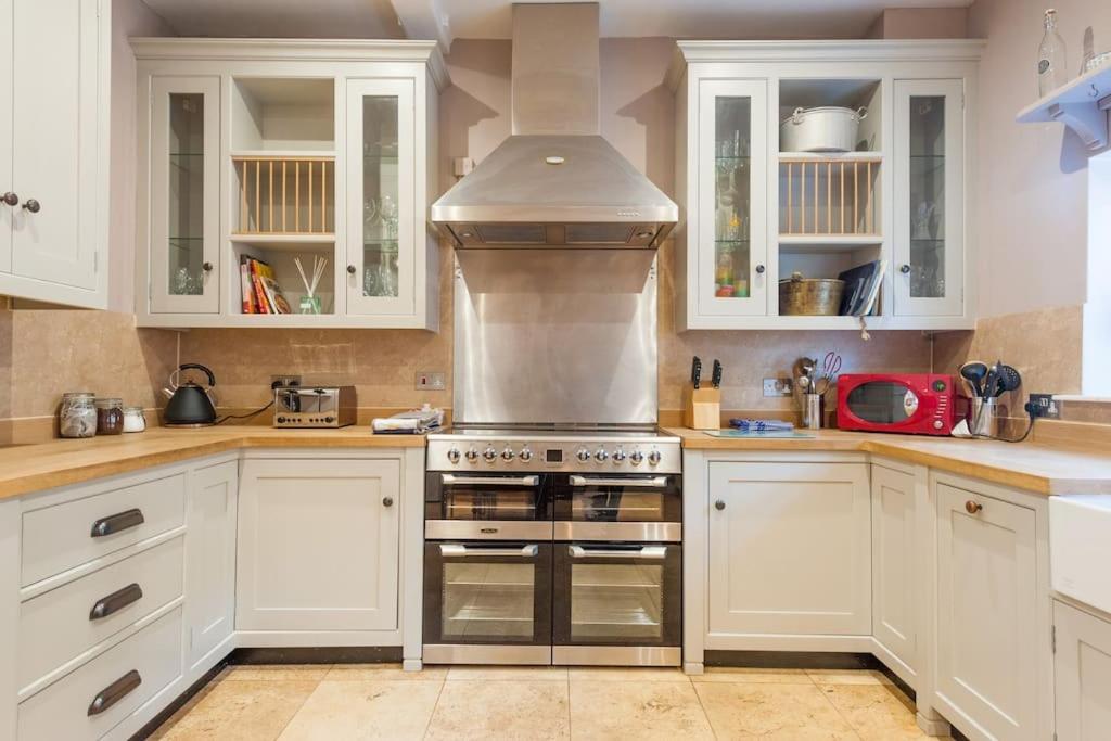 Firs Sleeps 15 Stunning Country House With Hot Tub Sudbourne エクステリア 写真