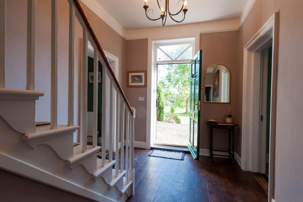 Firs Sleeps 15 Stunning Country House With Hot Tub Sudbourne エクステリア 写真