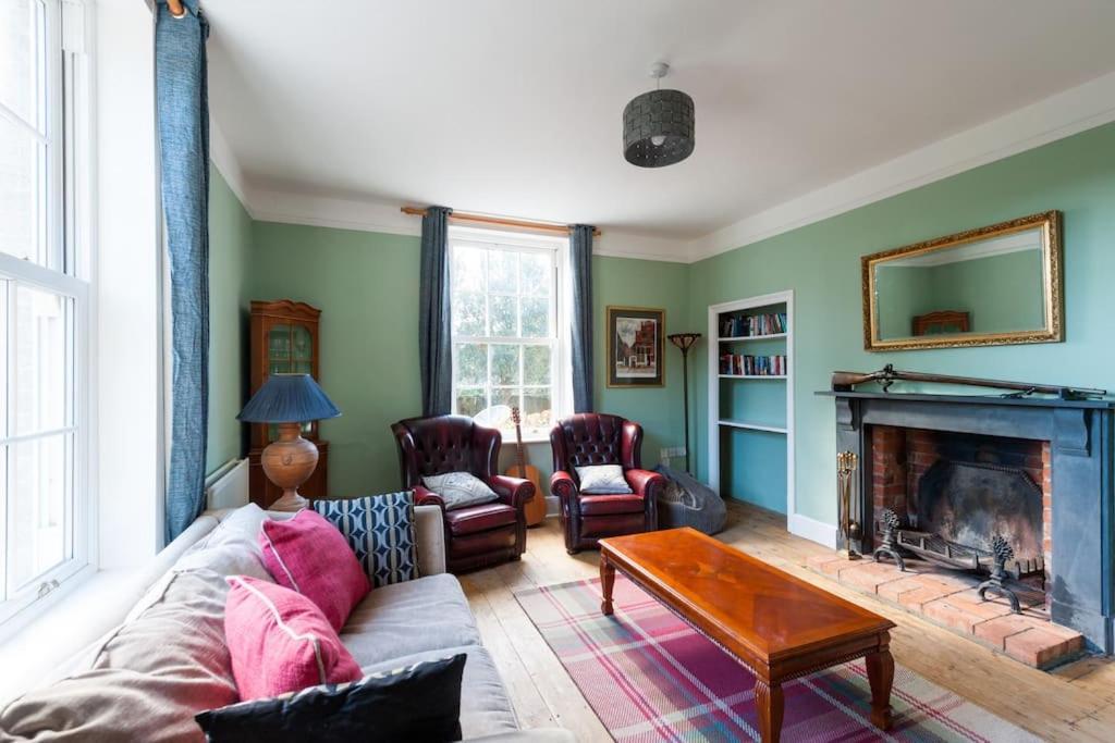 Firs Sleeps 15 Stunning Country House With Hot Tub Sudbourne エクステリア 写真