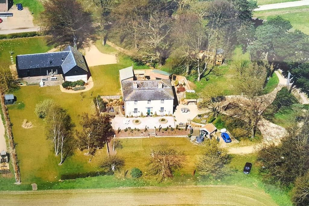 Firs Sleeps 15 Stunning Country House With Hot Tub Sudbourne エクステリア 写真